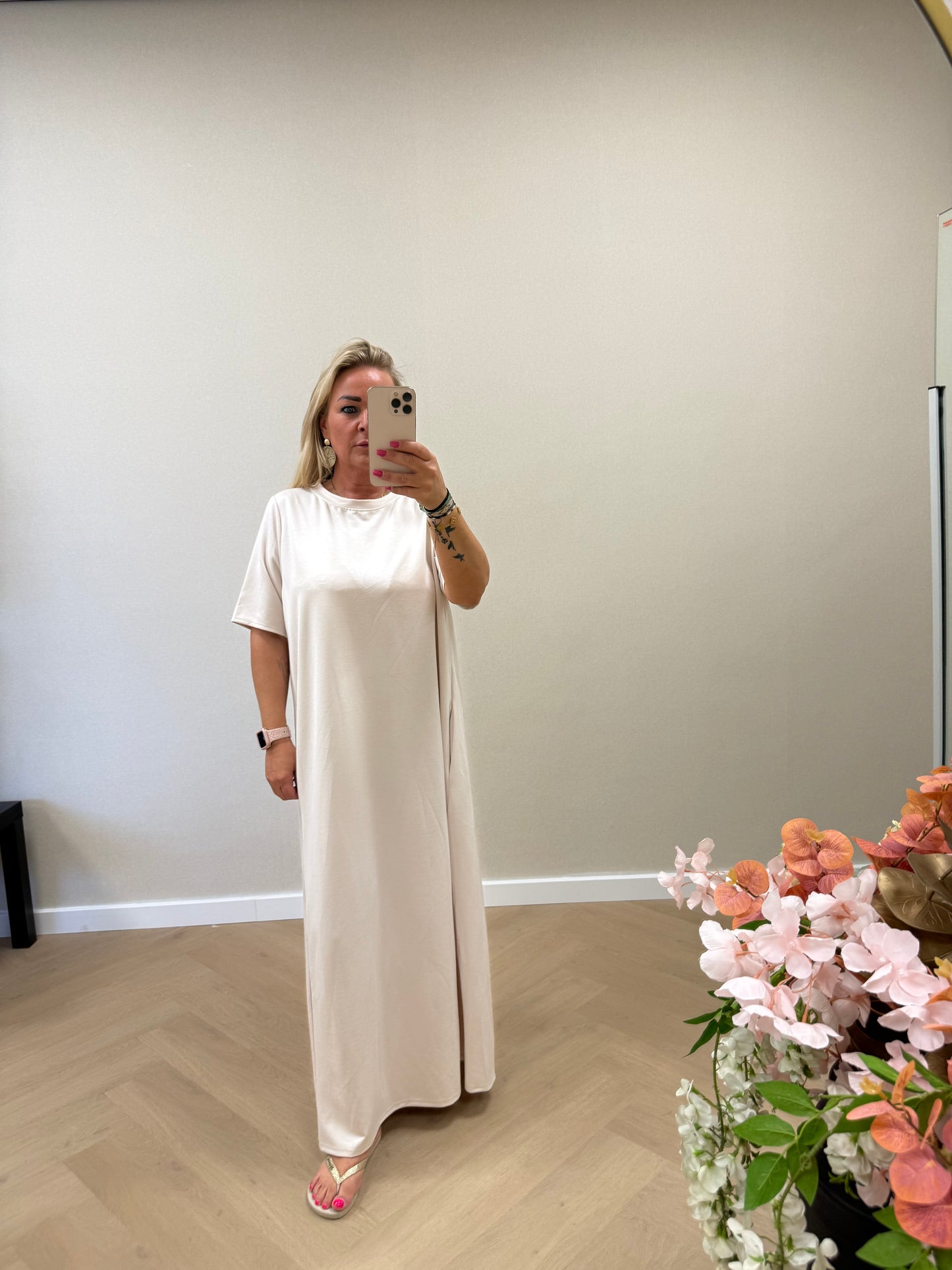 Tshirt dress creme