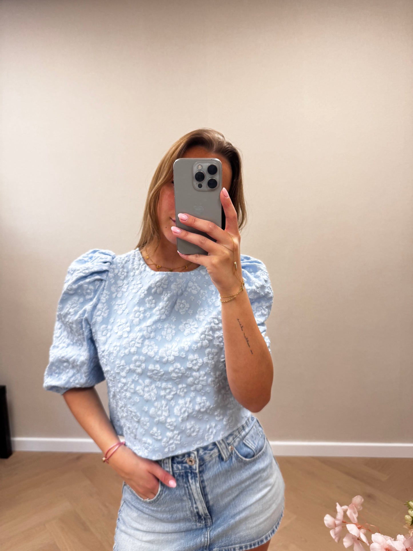 Floral puff top blue
