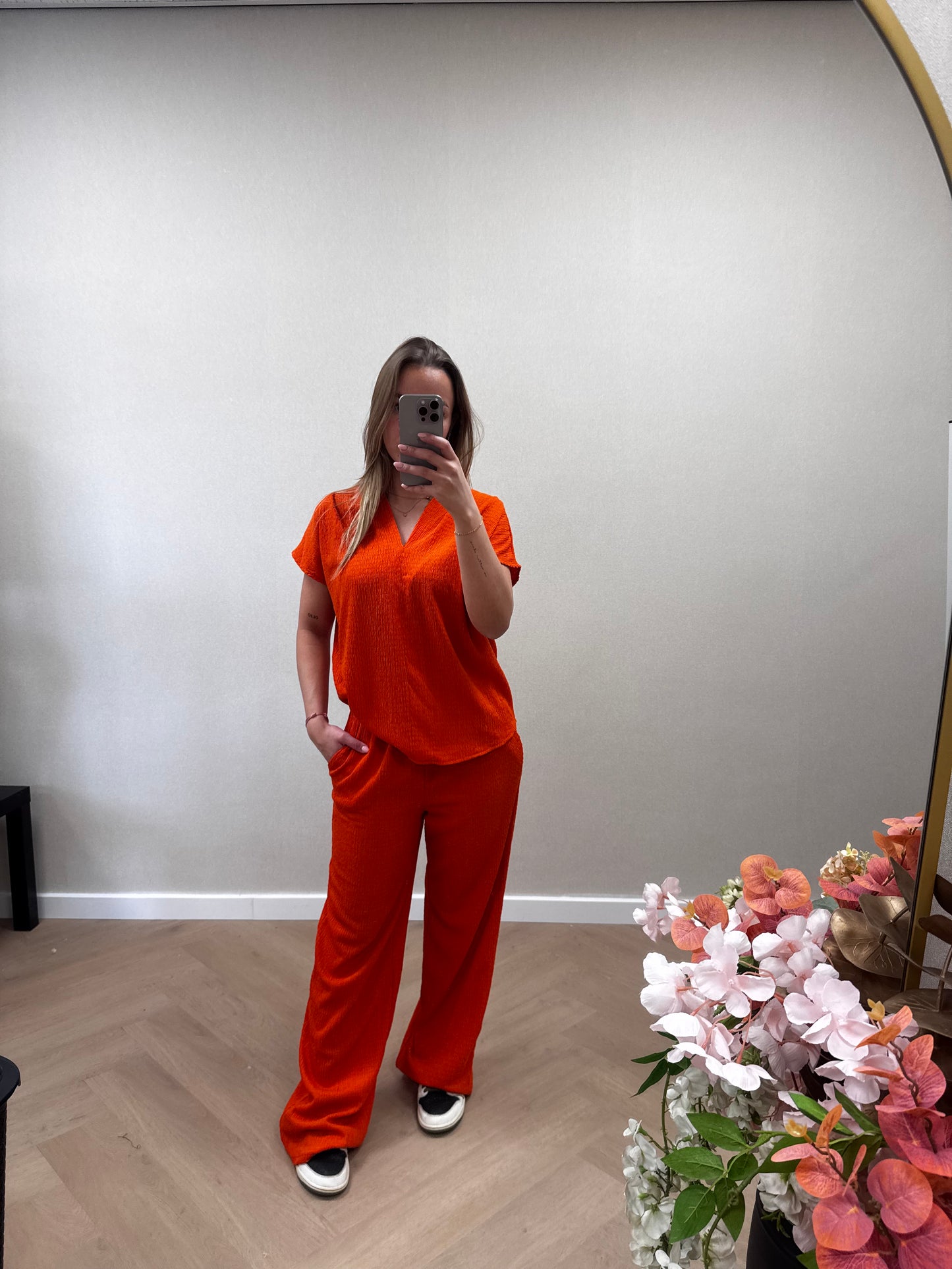 Set Lola