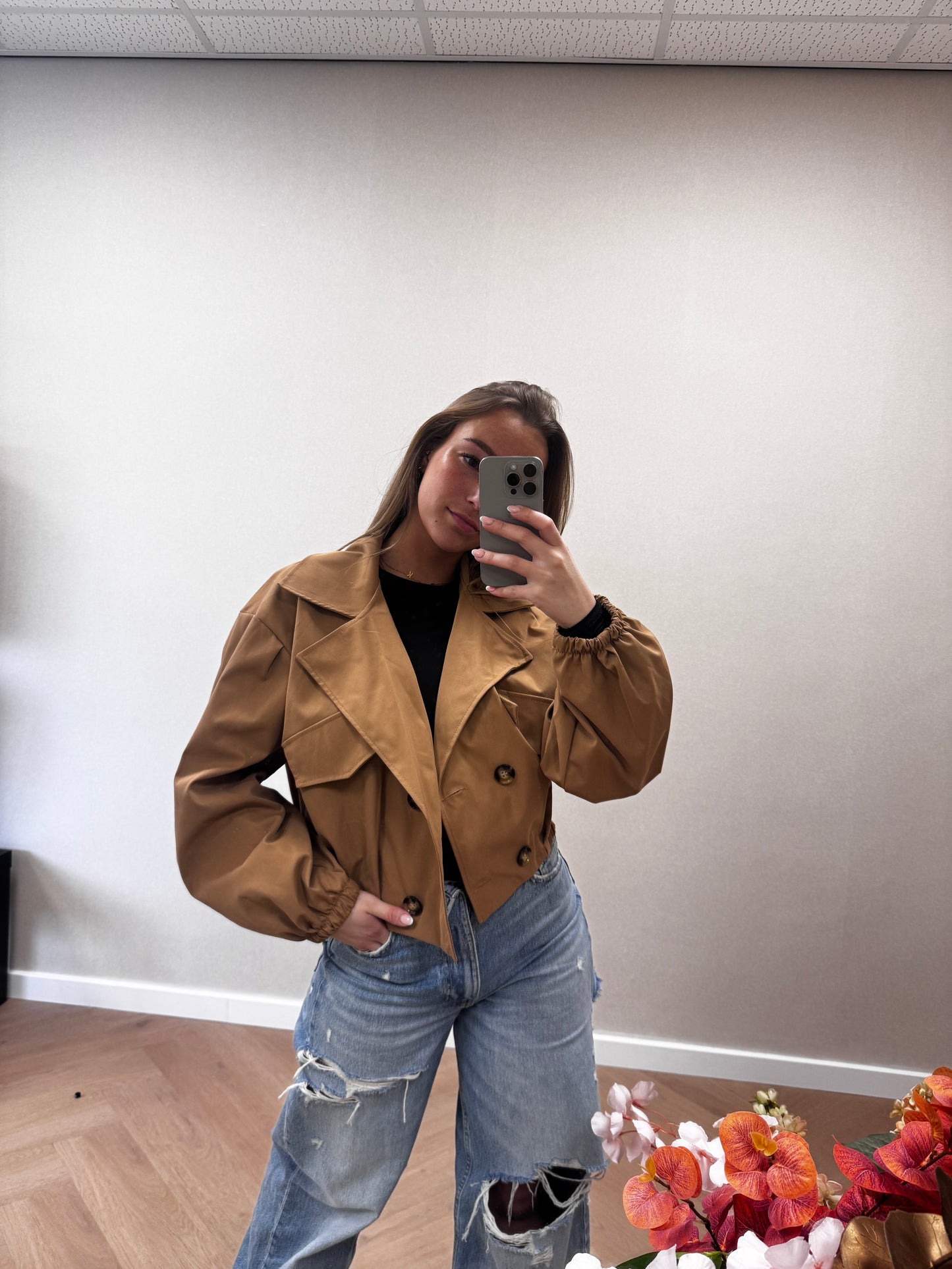 Cropped jacket camel