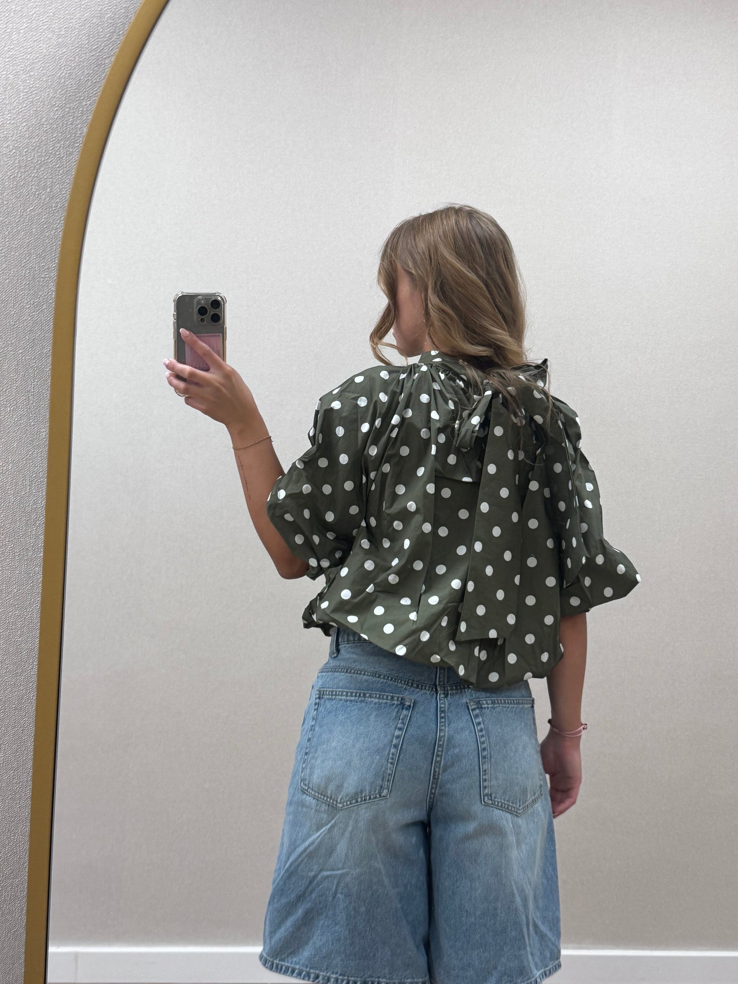 Blouse tan