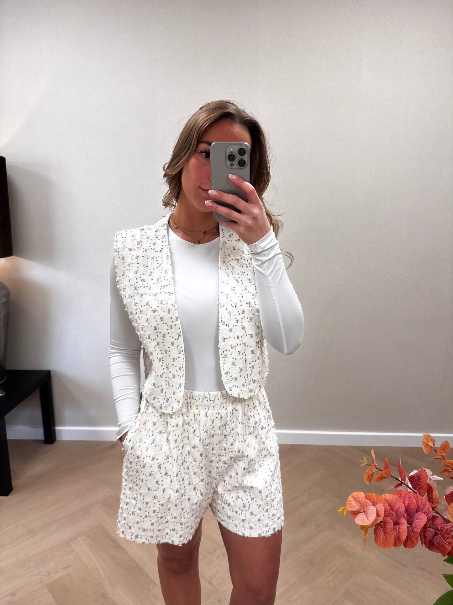 Set sparkly white