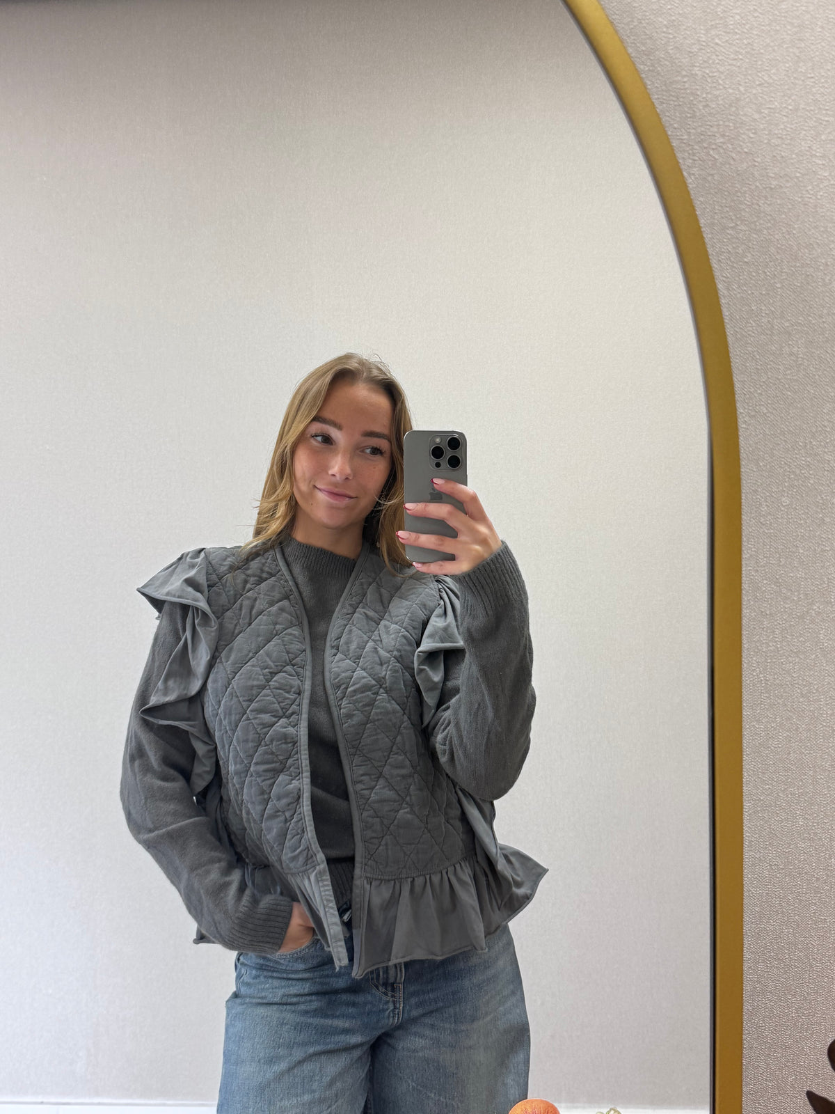 Ruffle Gillet - grey