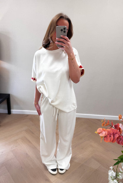 Heart set white