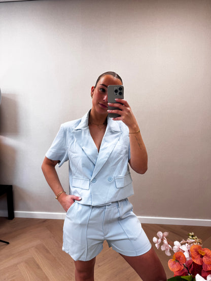 Roos set blue