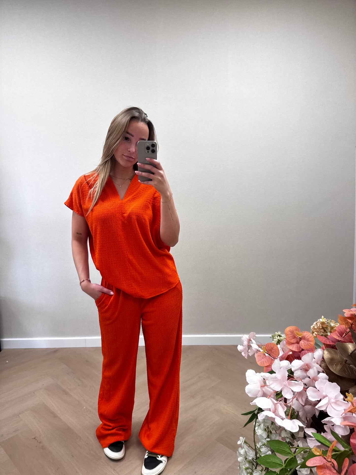 Set Lola