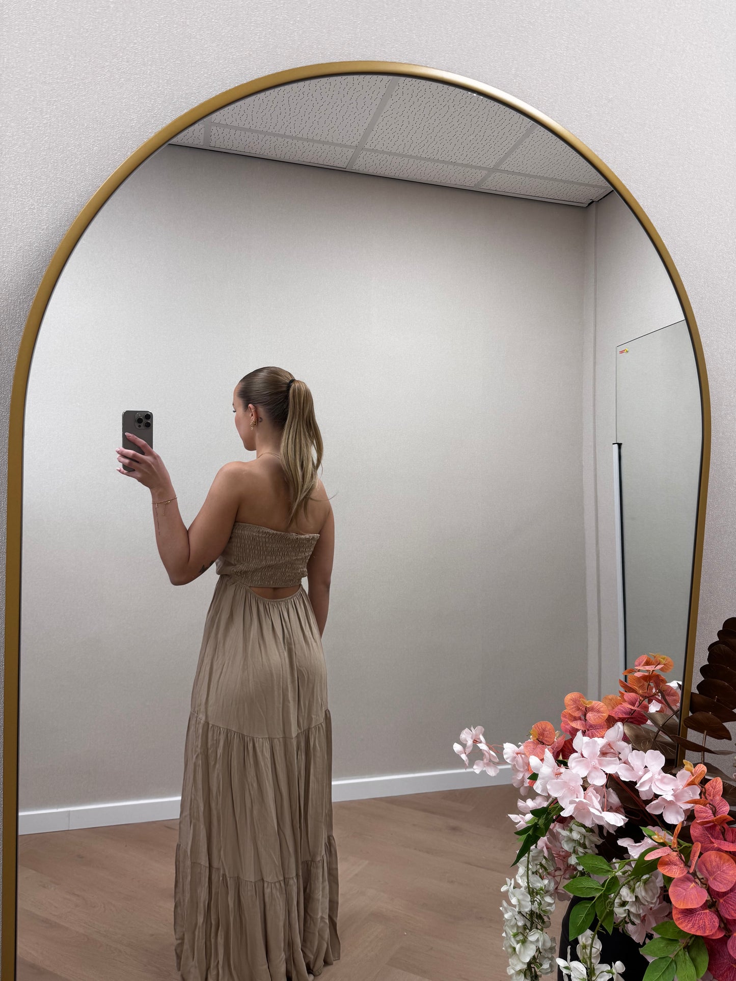Ivy dress beige