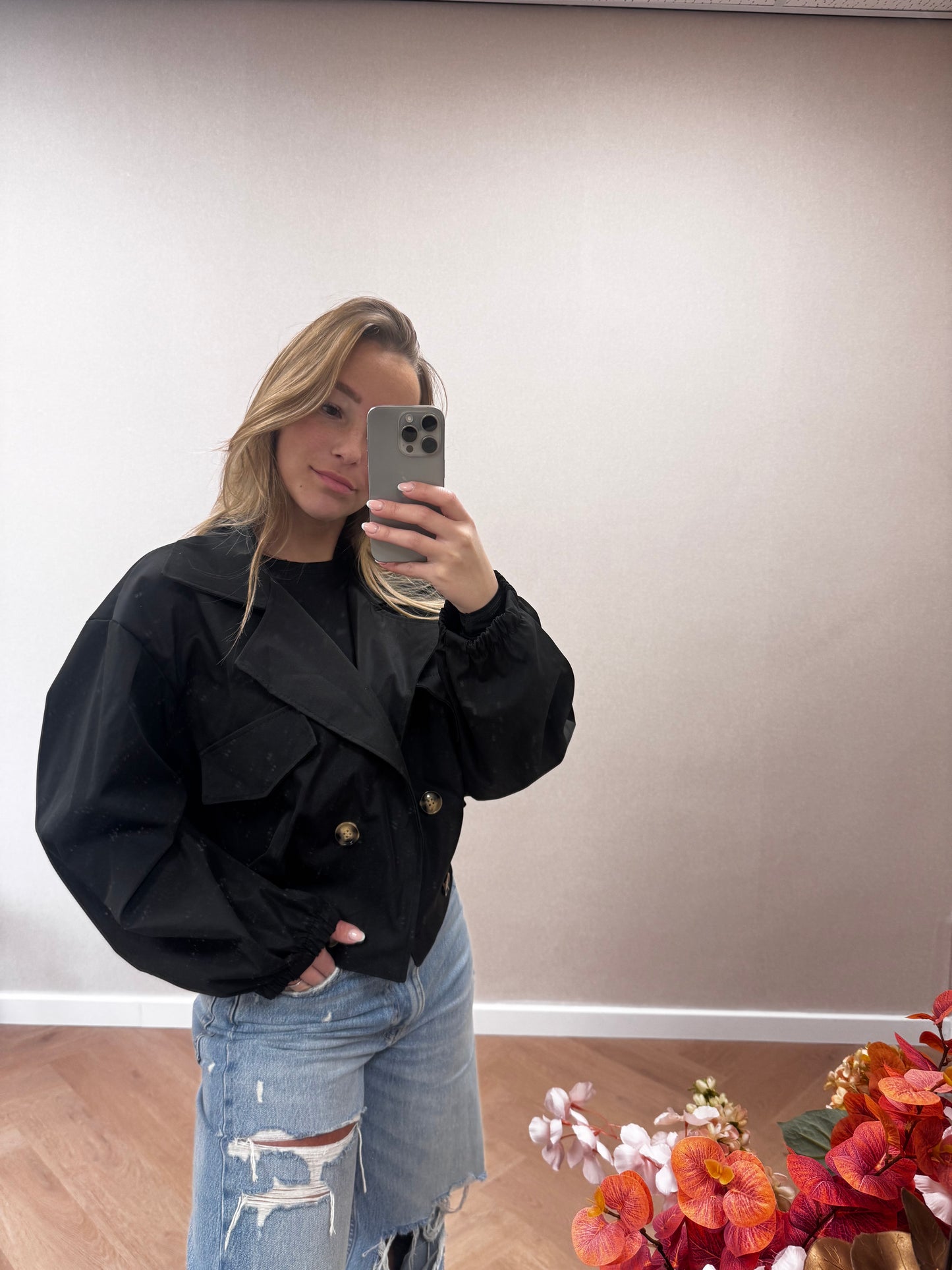Cropped trenchcoat black