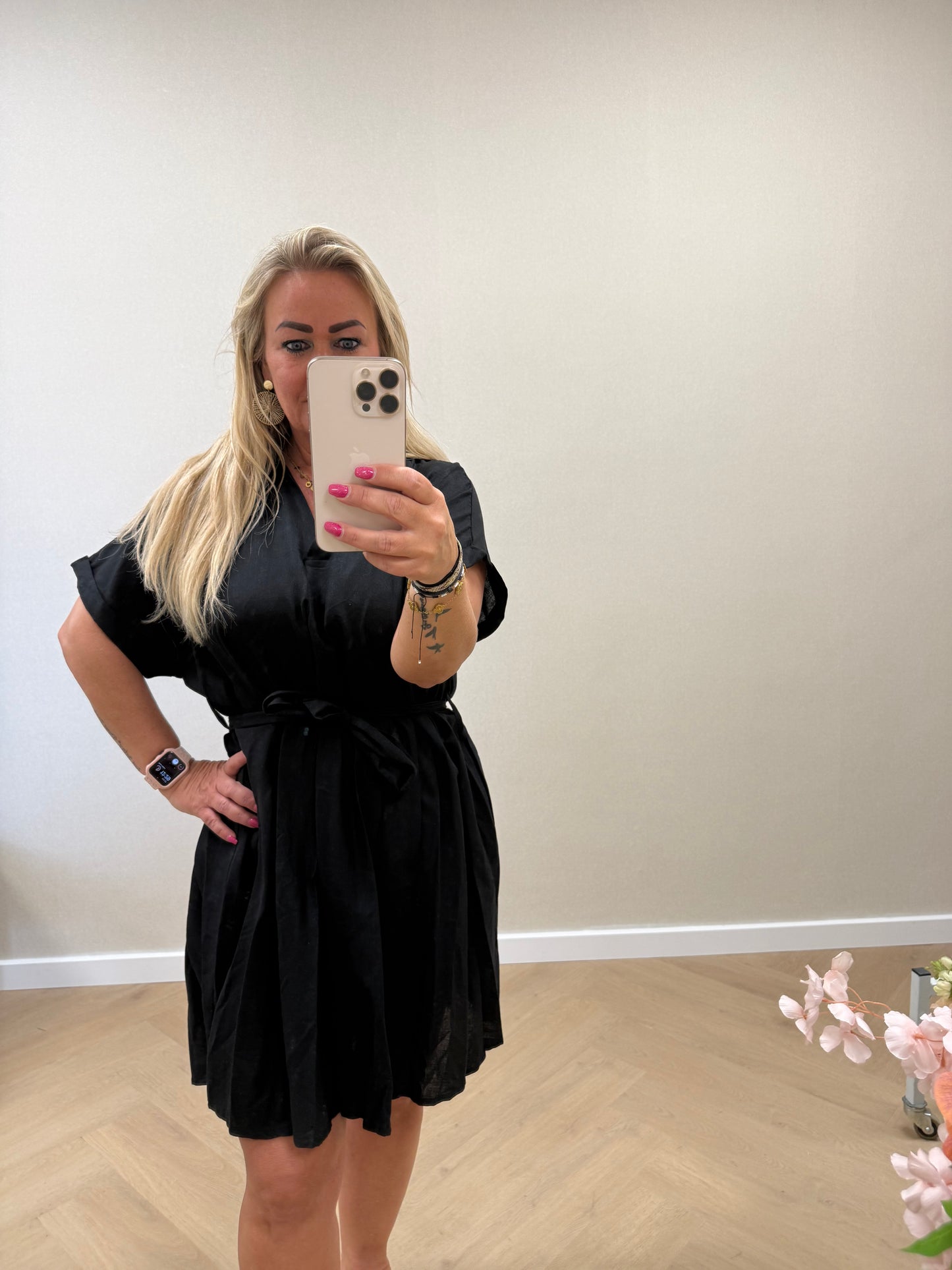 Haily dress black