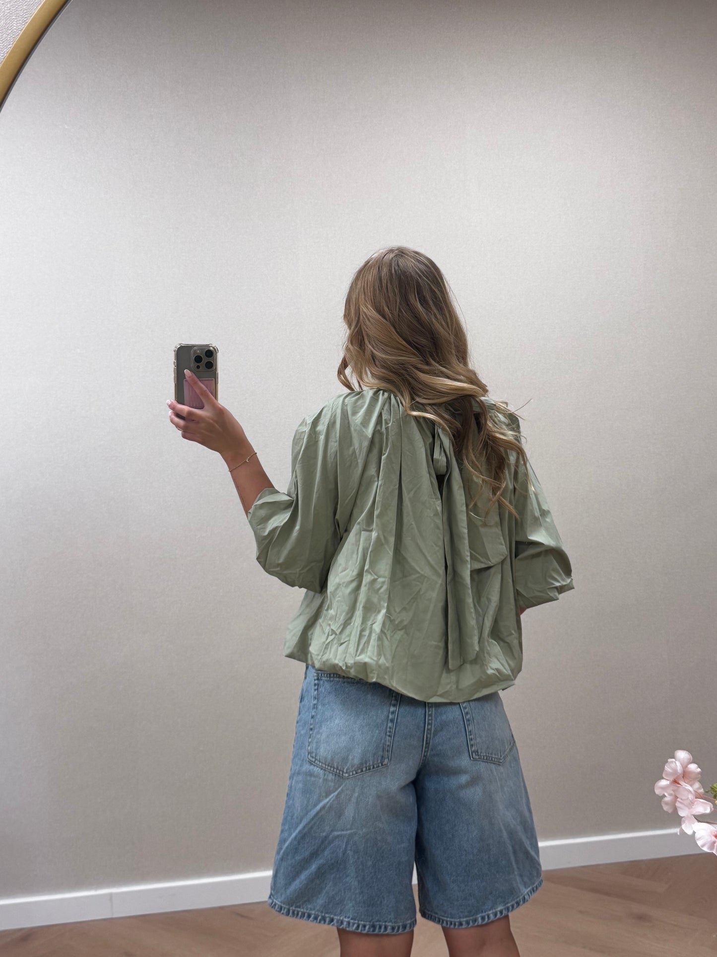 Blouse tan