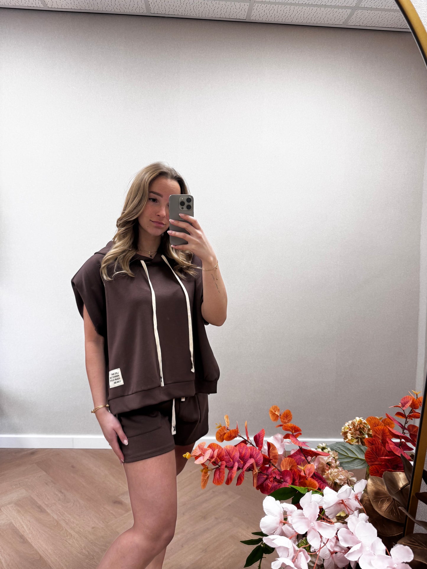 Set perfect brown