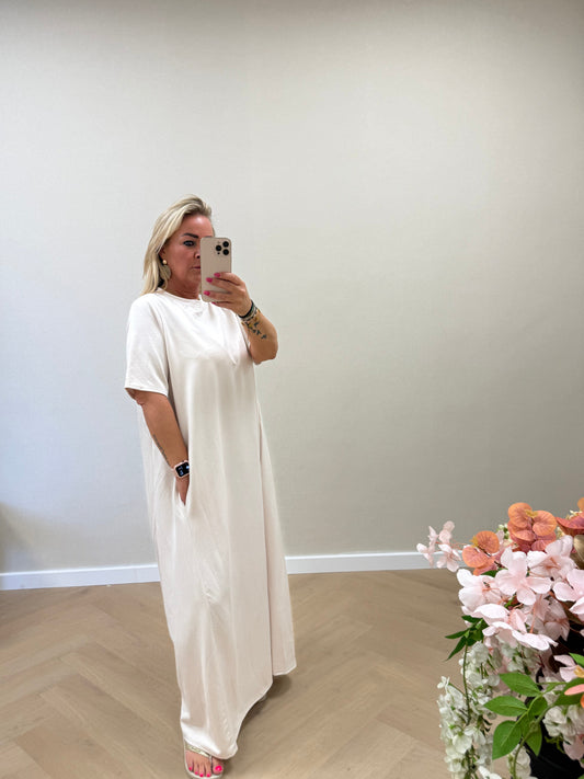 Tshirt dress creme