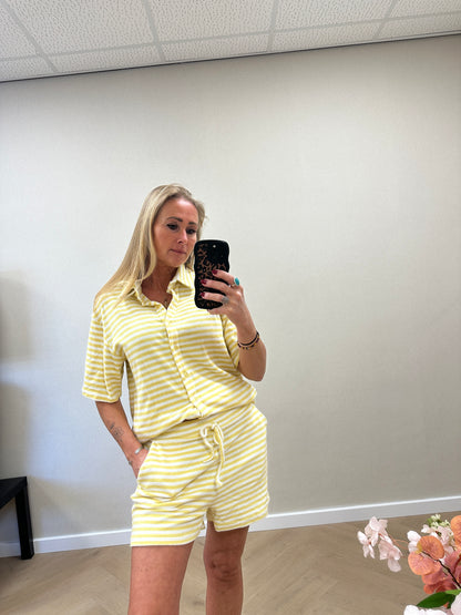 Stripe set yellow