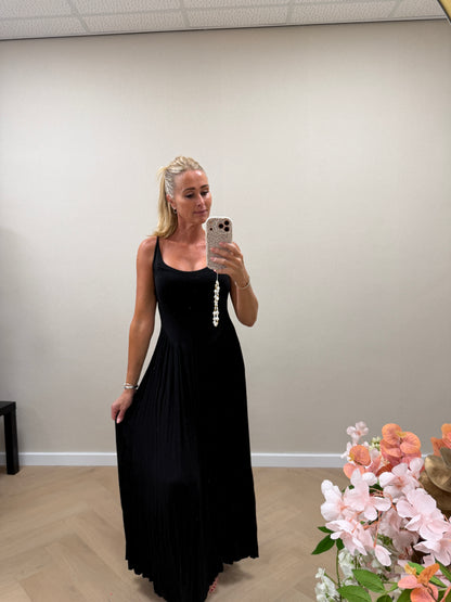 Dress basic black